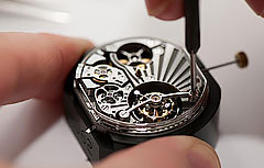 手表维修（亨利慕时手表表带锈蚀的护理建议）