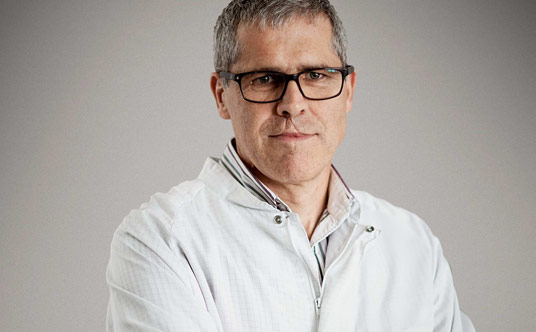 北京亨利慕时认证技师克里斯托弗 - 高级复杂功能钟表维修